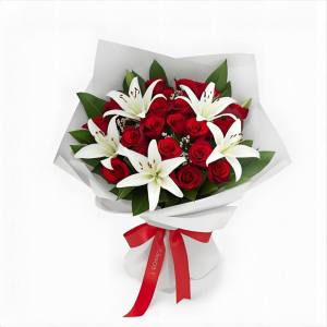Lilyum Ve Güller Buketi